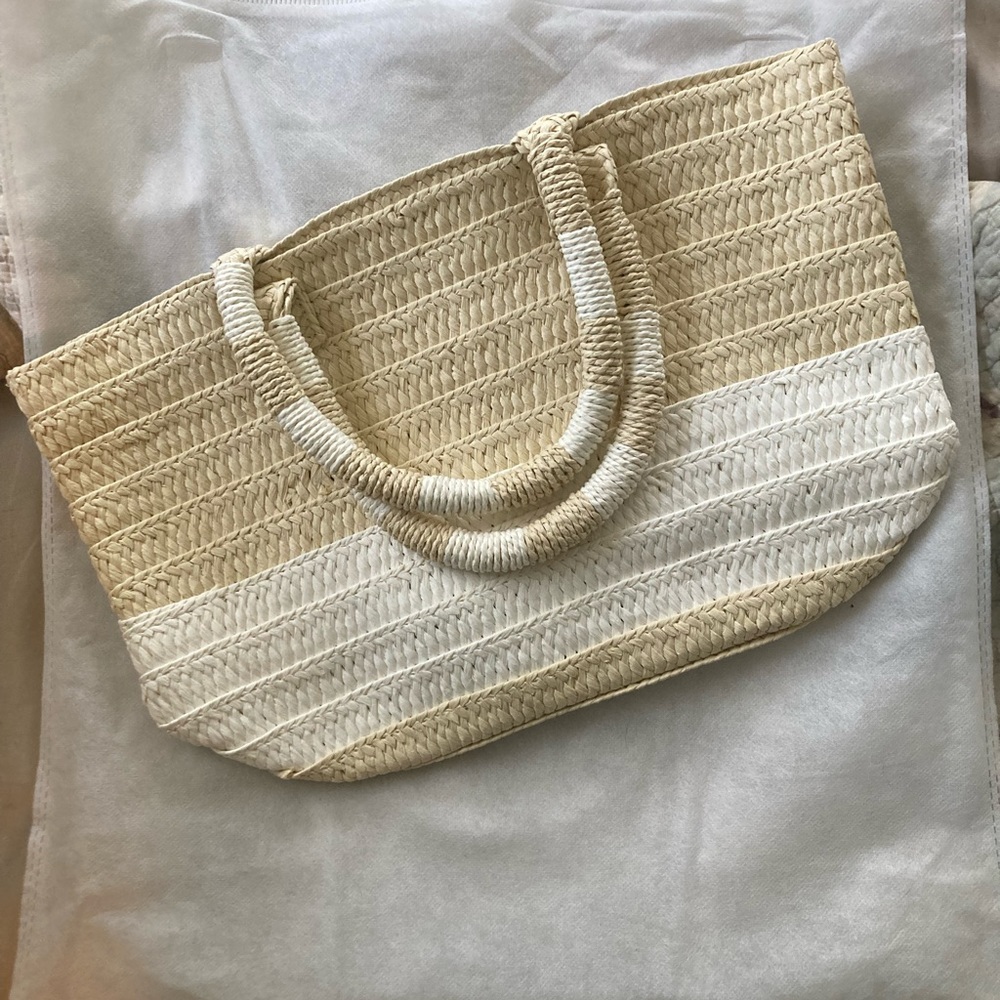 NEW Altru straw tote bag